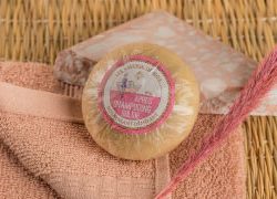 Comment démêler ses cheveux naturellement ?