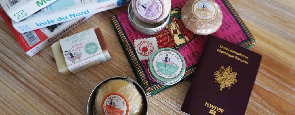 Zéro déchet et voyage : la trousse de toilette idéale !