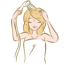 <p>Mouillez abondamment vos cheveux.</p>