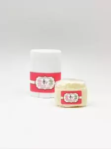 Comment utiliser un déodorant solide aux huiles essentielles ?
