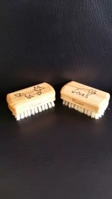 Brosse à ongles enfant